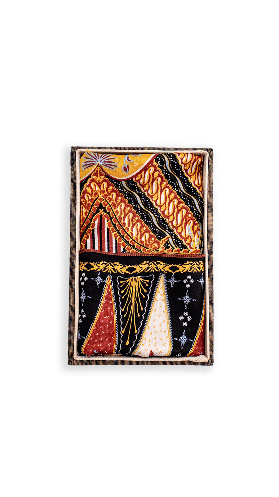 HUT RI 80 Series: The Dawn of Freedom Scarf