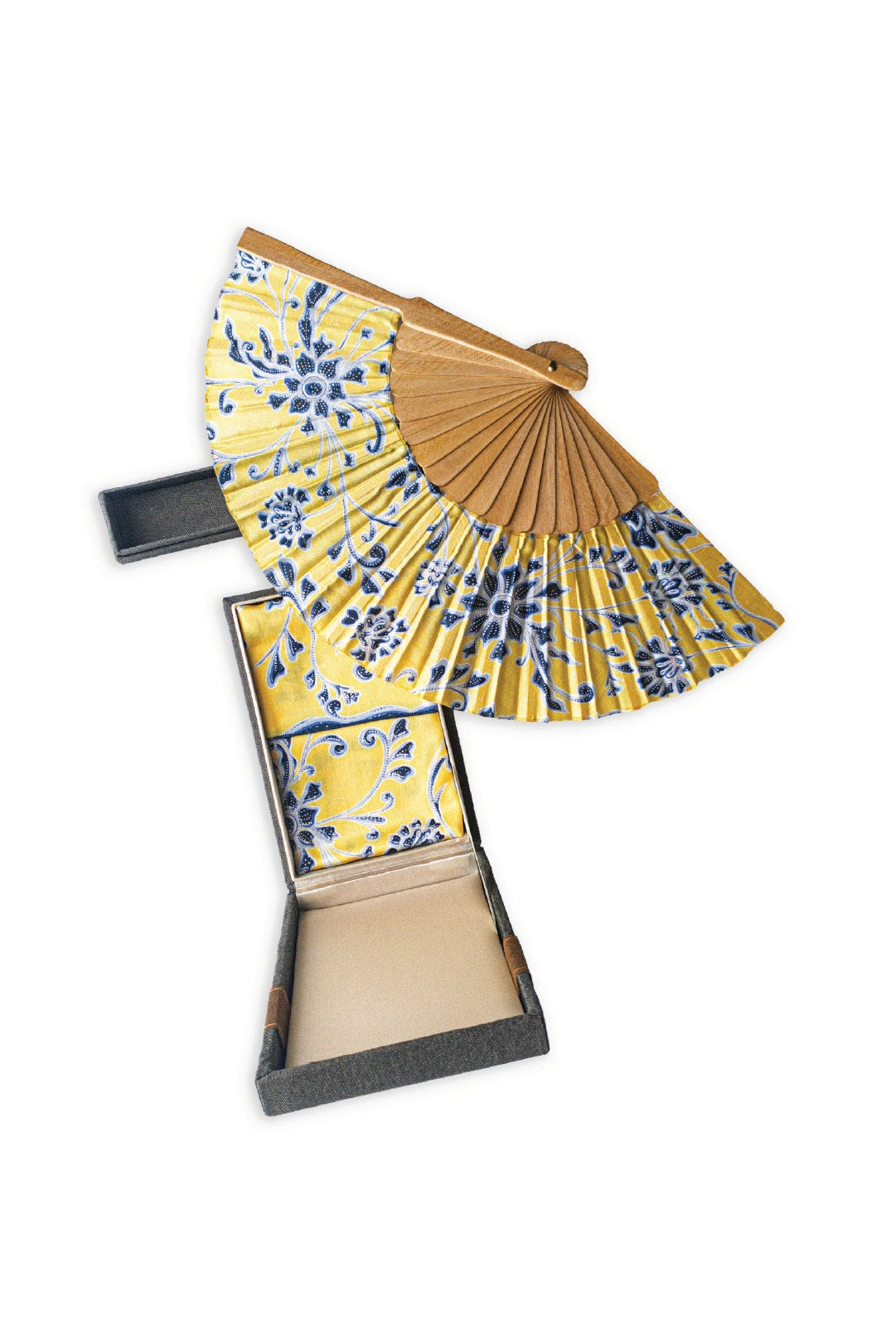 Dewi Soekarno Series: Fan in Kirana Aoi - Batikwayang