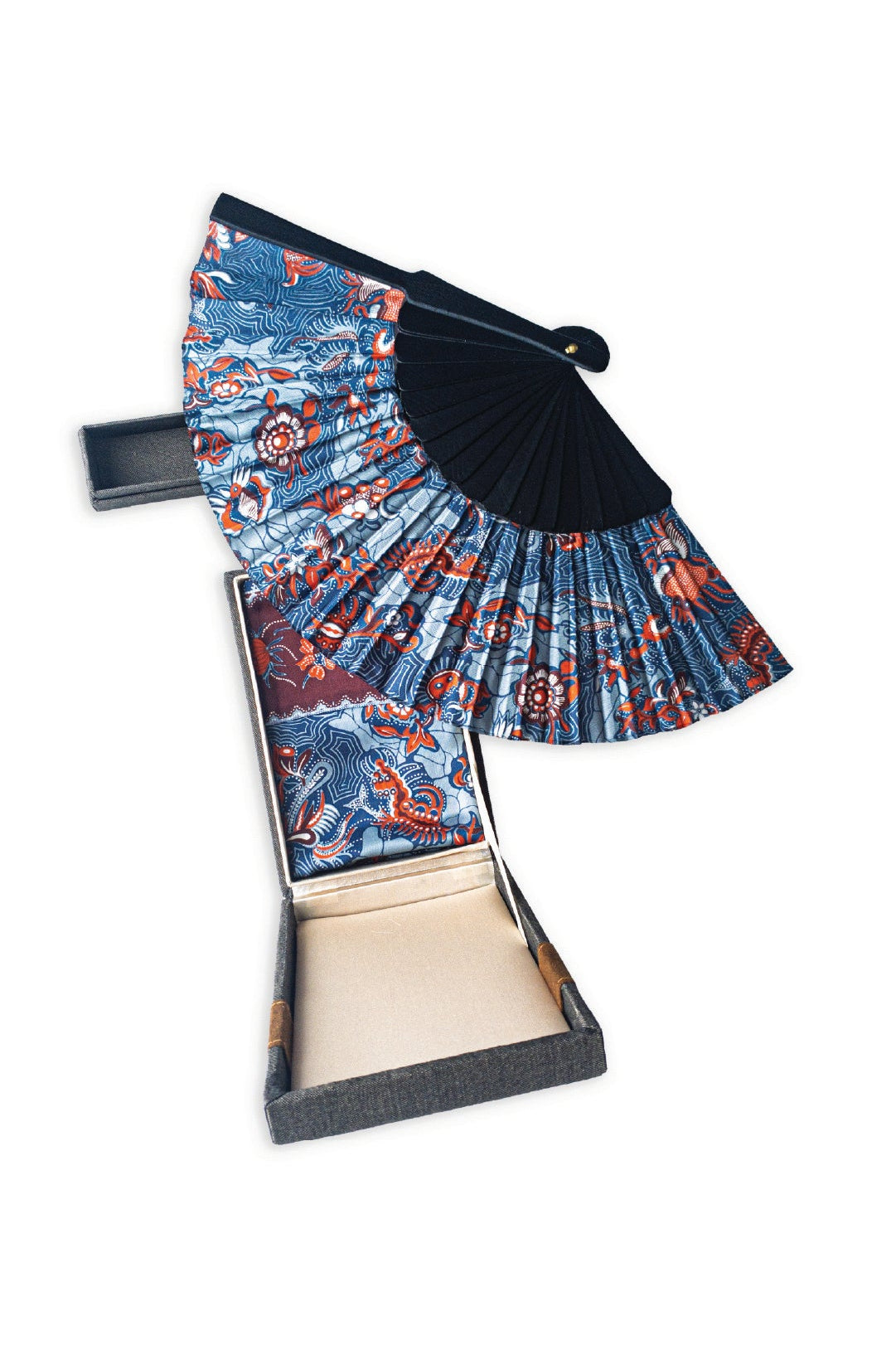 Dewi Soekarno Series: Fan in Samudra Seika - Batikwayang
