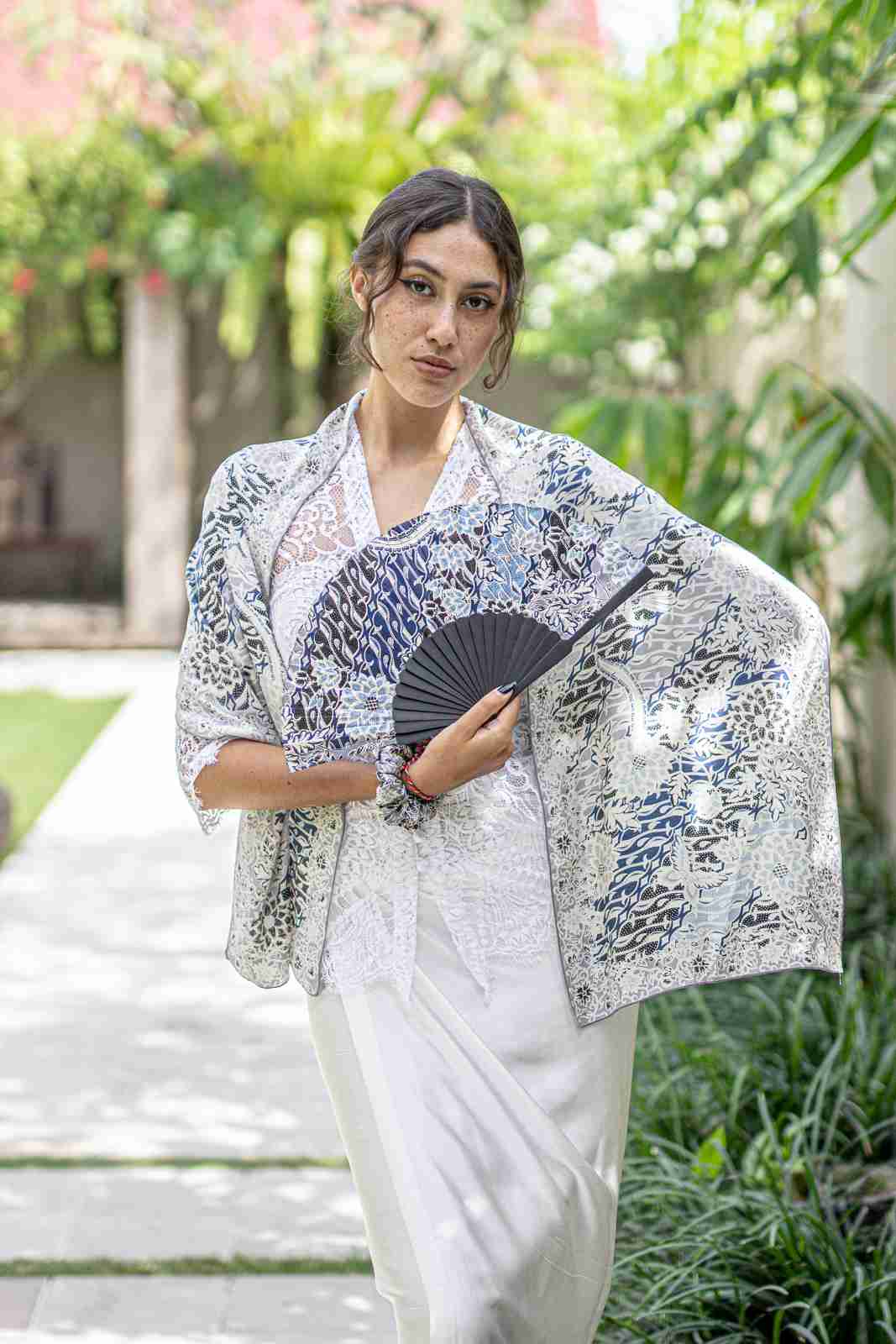 Scarf In Antique in Model 4th Pose