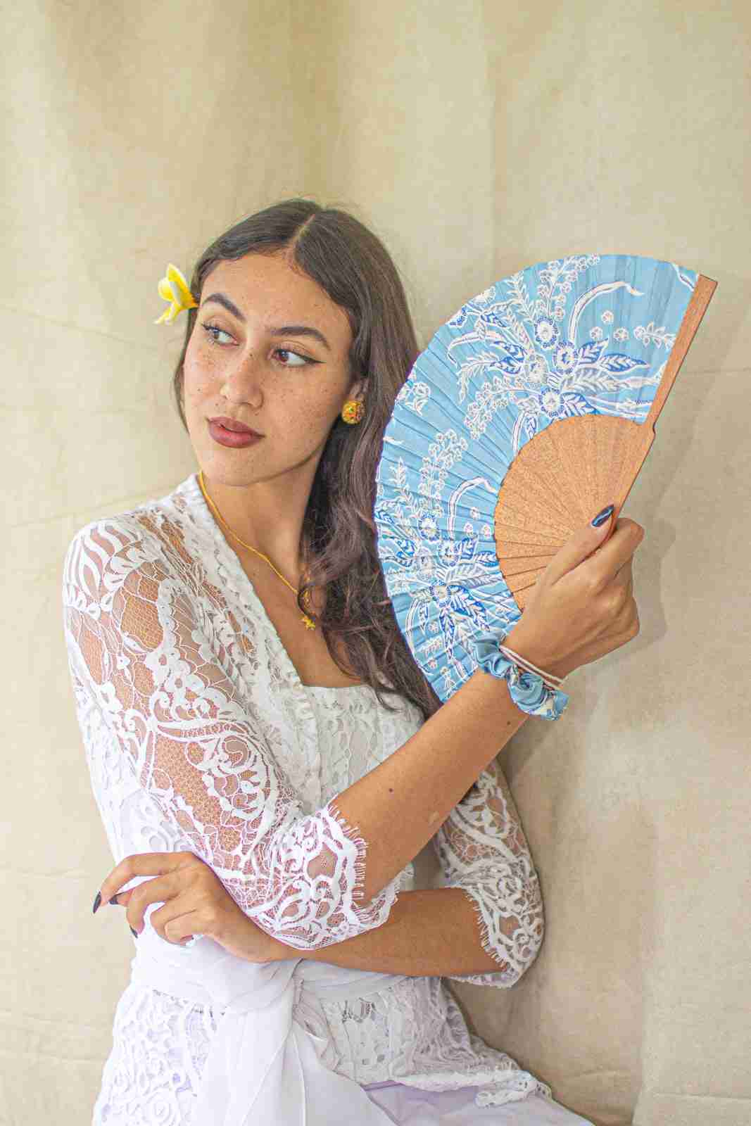 Fan In Blue in Model 2nd Pose