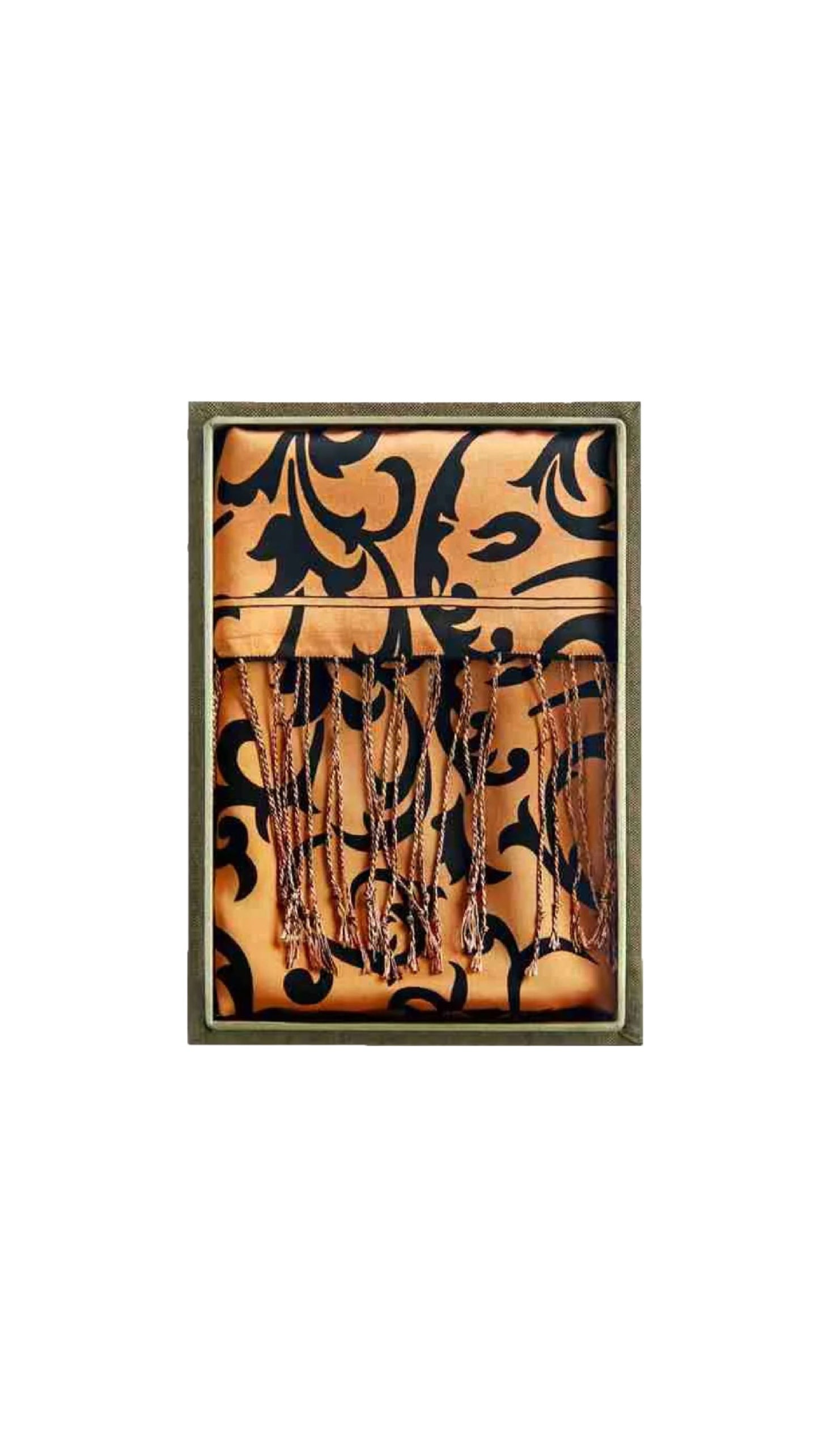 Scarf Fringe in Lamora (+) in a Box