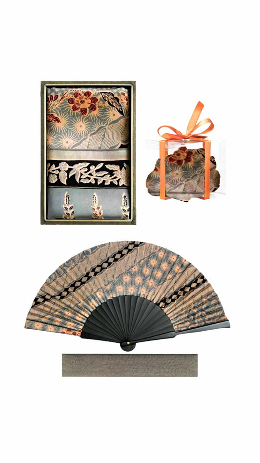 Valentine's Gift: Set in Lengko Grey