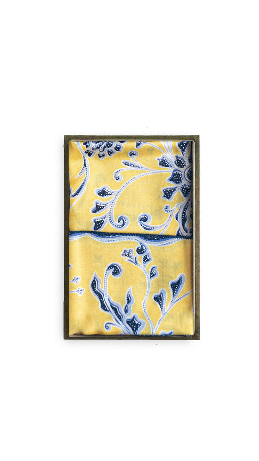 Dewi Soekarno Series: Scarf in Kirana Aoi