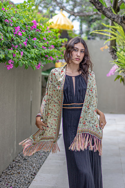 Shawl in Singapore Green