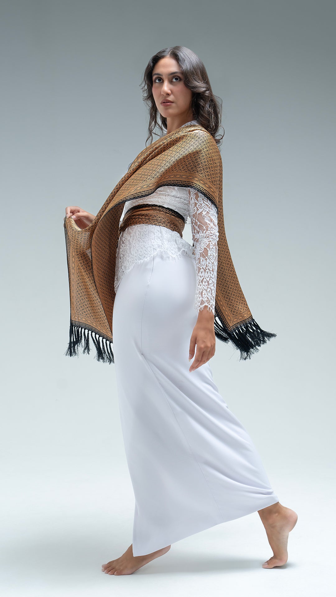 Shawl in Kawung Black