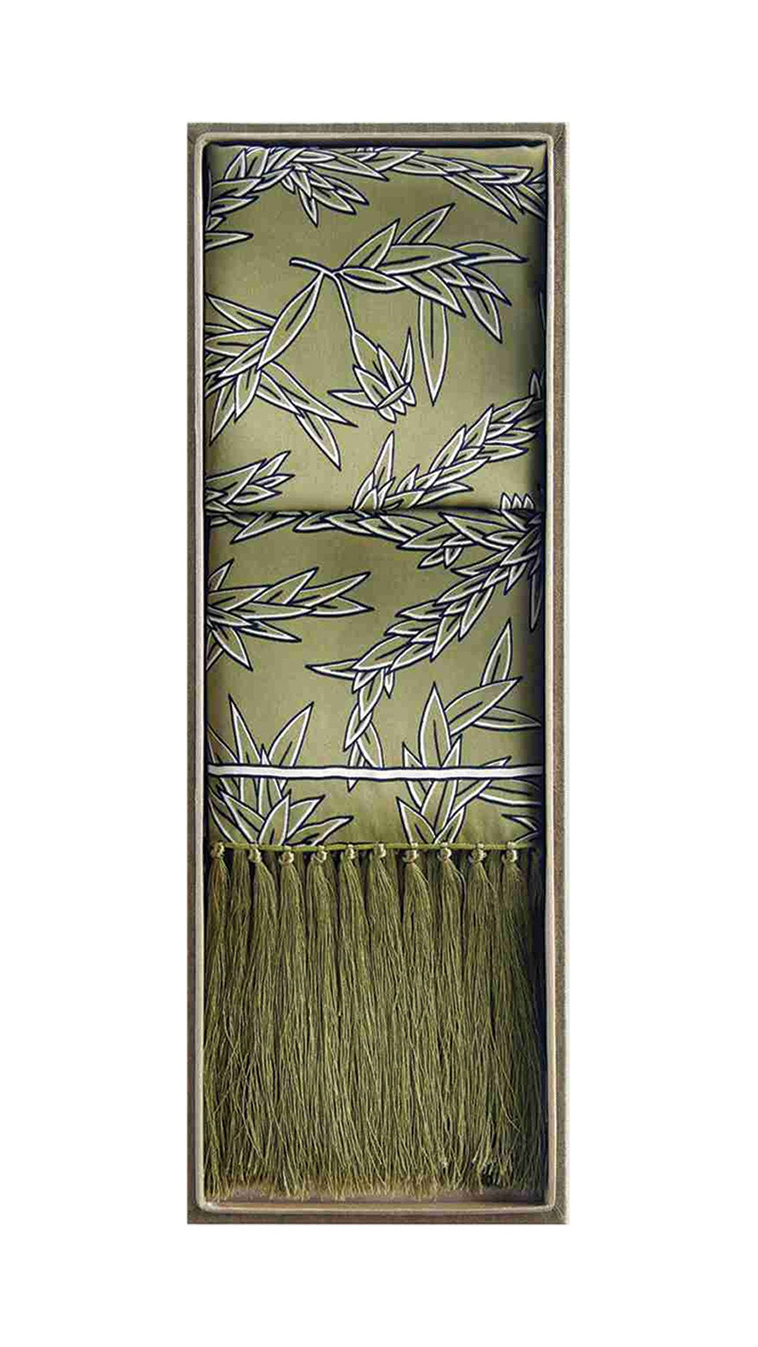 Selendang dari Kayu Eucalyptus