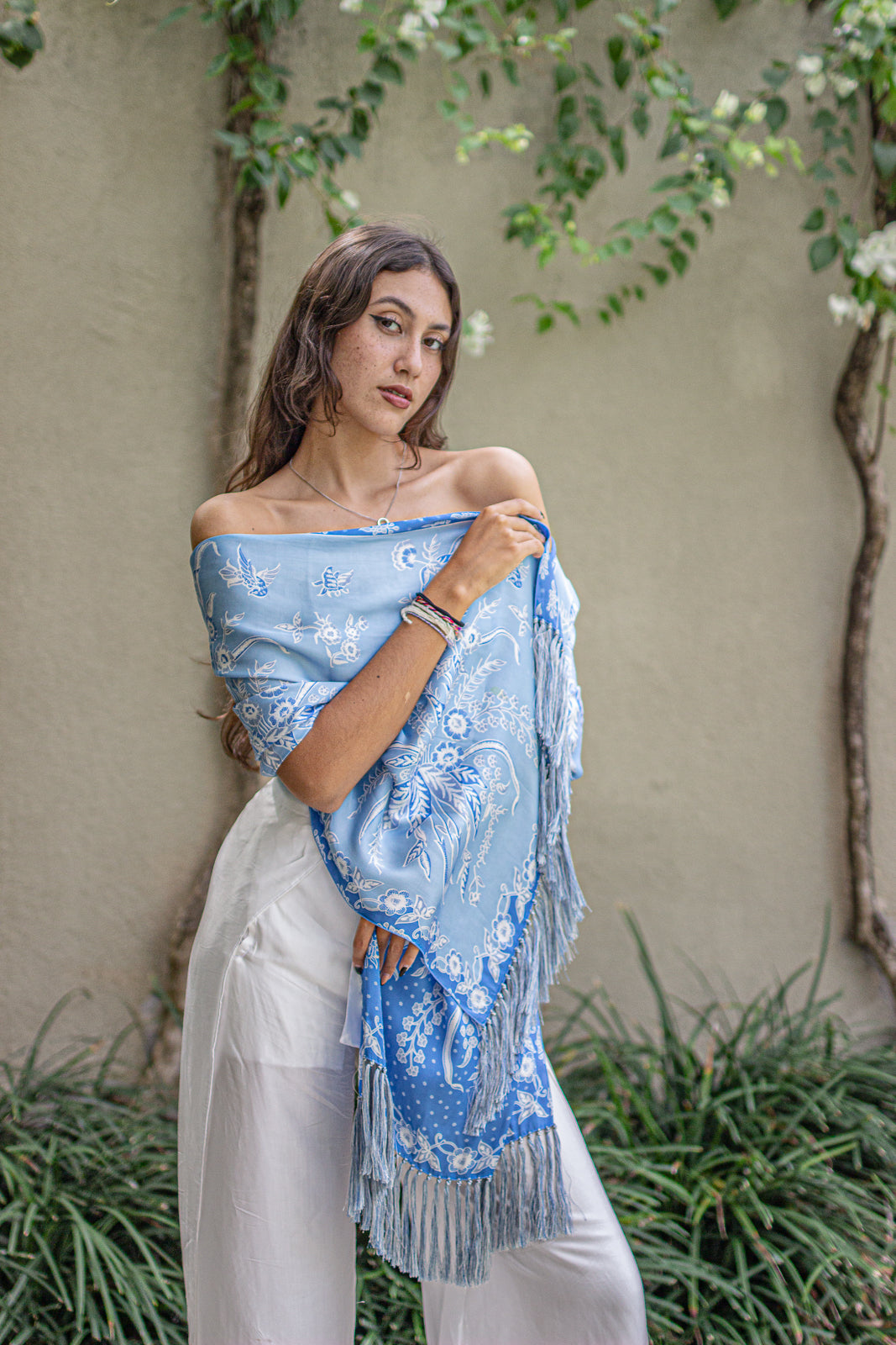 Shawl In Blue in Model 4th Pose