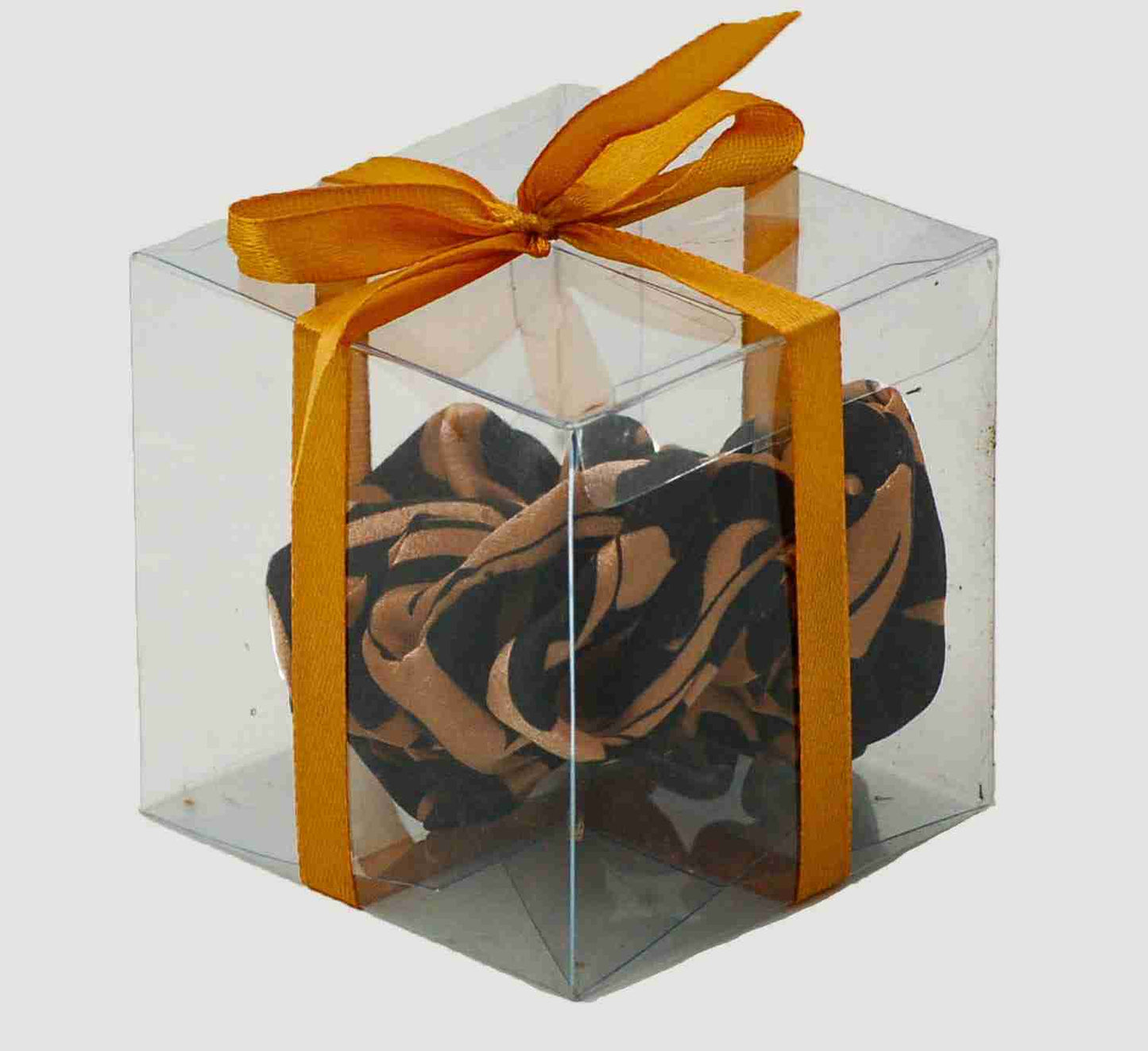 Scrunchie in Lamora Black in a Box