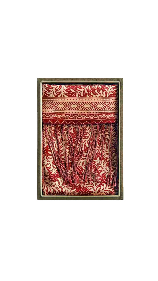 Scarf Fringe in Daun Asem Red in a Box